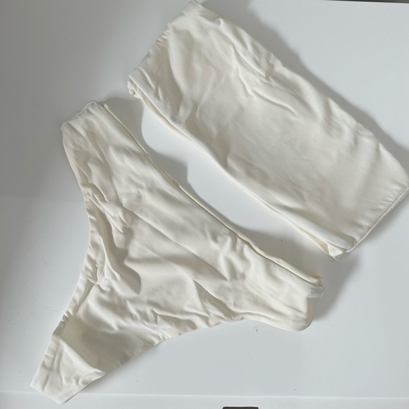 AEXAE Bandeau top and high rise thong bikini (size XS top and Medium bottom) - Picture 2 of 8